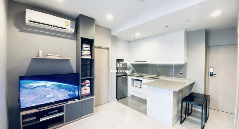 For rent and for sale 1 bed condo in Watthana, Bangkok