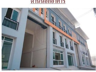 For rent studio townhouse in Bang Sao Thong, Samut Prakan