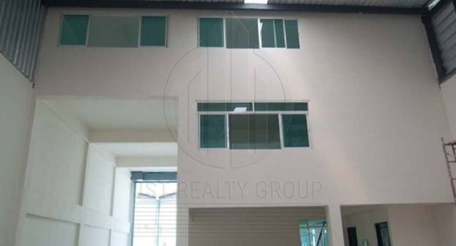 Casa adosada en alquiler de estudio en Bang Sao Thong, Samut Prakan