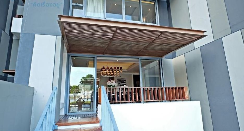 For rent 4 ベッドルーム condo in Yan Nawa, Bangkok