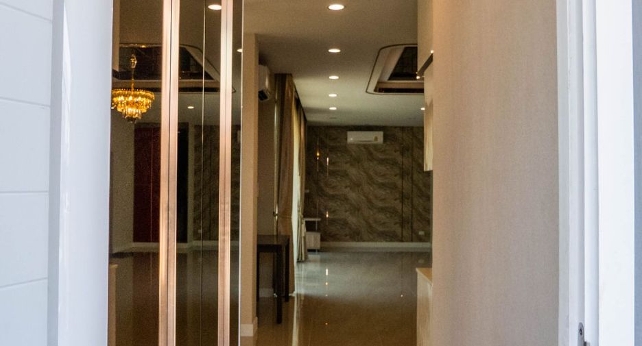 Casa en venta de 3 habitaciones en Mueang Nonthaburi, Nonthaburi