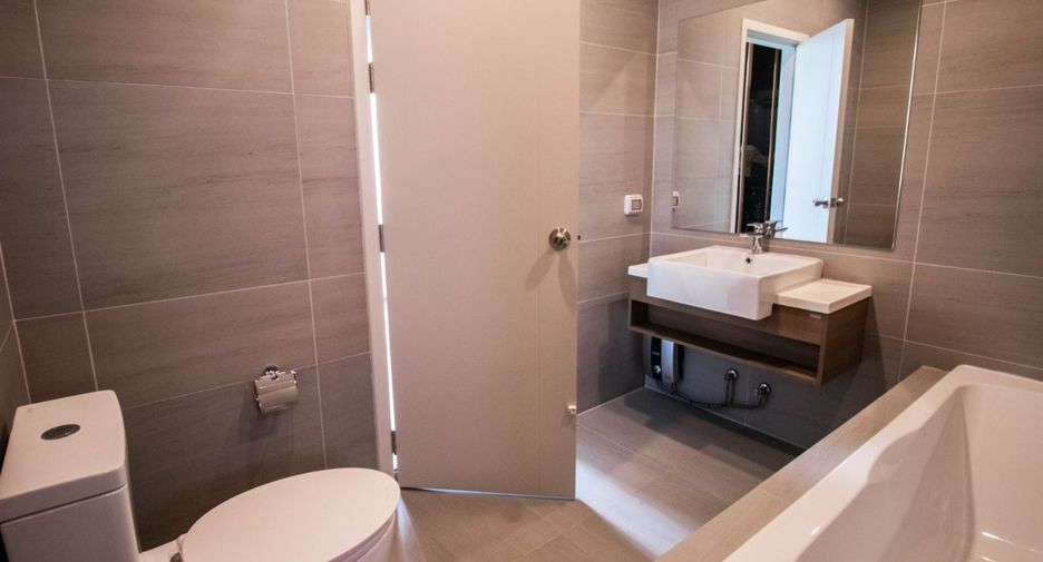 Casa en venta de 3 habitaciones en Mueang Nonthaburi, Nonthaburi