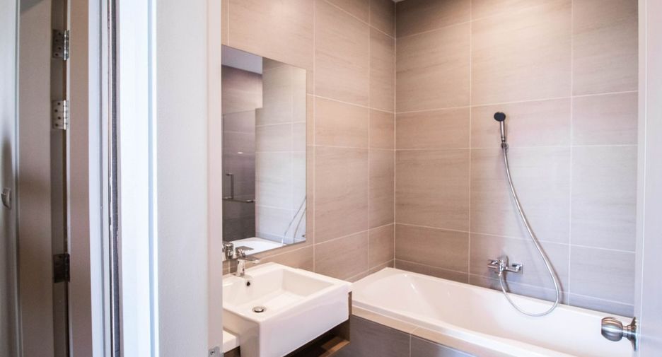 Casa en venta de 3 habitaciones en Mueang Nonthaburi, Nonthaburi