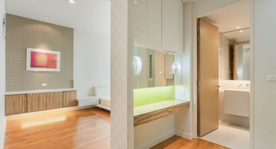 Condo en venta de 3 habitaciones en Khlong Toei, Bangkok