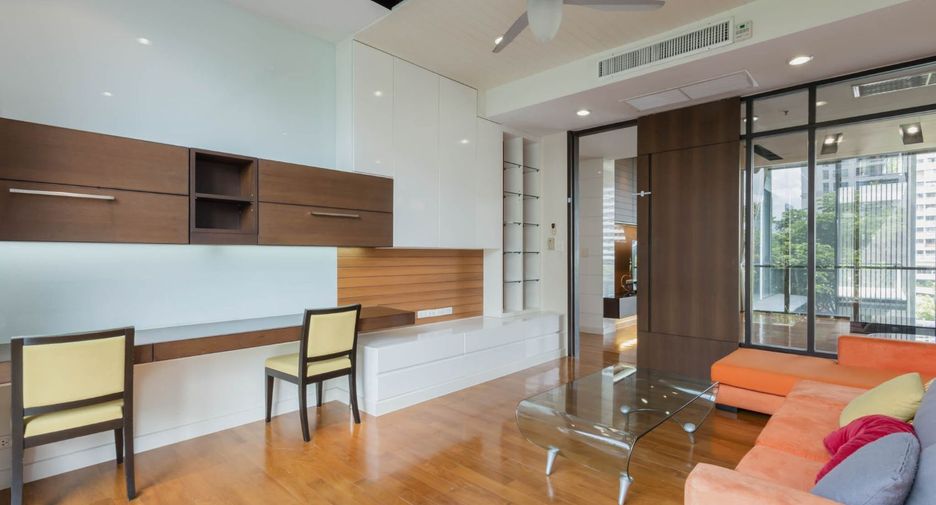 Condo en venta de 3 habitaciones en Khlong Toei, Bangkok