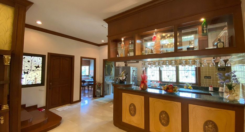 For sale 5 bedrooms house in Mae Rim, Chiang Mai