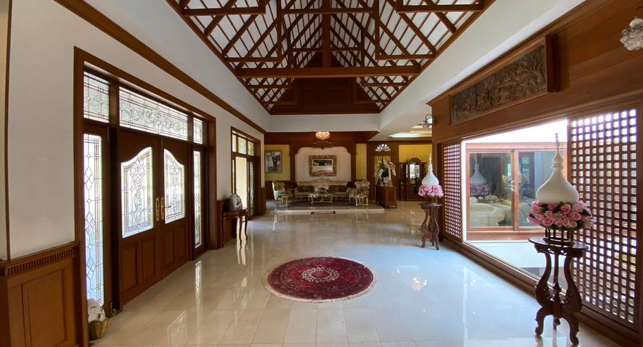 For sale 5 bedrooms house in Mae Rim, Chiang Mai
