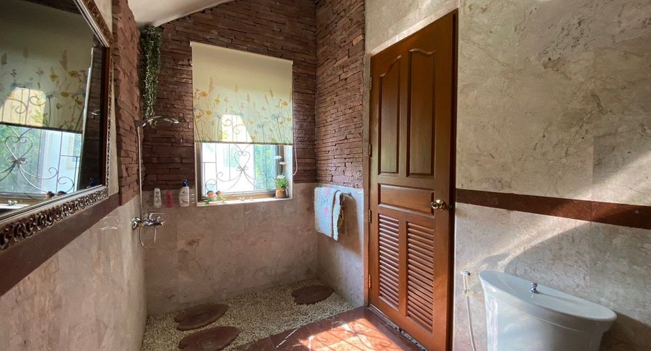 For sale 5 bedrooms house in Mae Rim, Chiang Mai