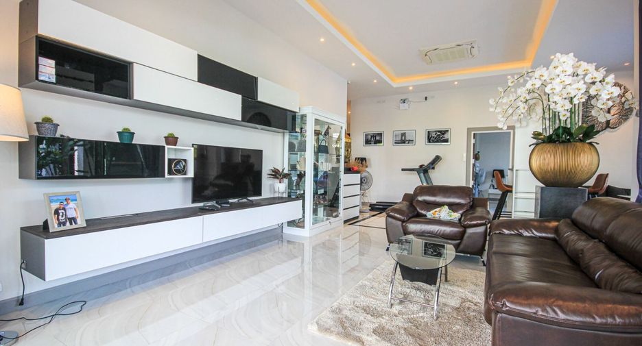 For sale 3 bedrooms villa in Sam Roi Yot, Prachuap Khiri Khan