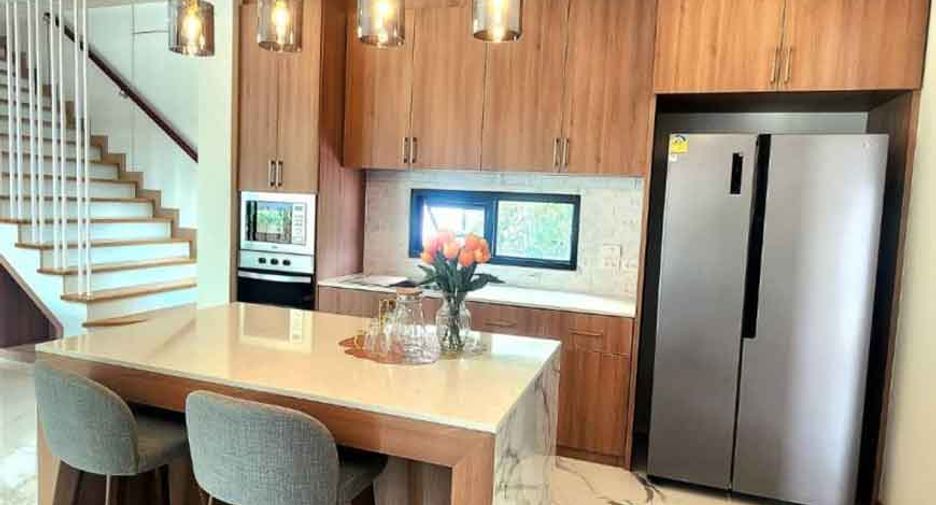 ขาย 4 ห้องนอน วิลล่า ใน หางดง, เชียงใหม่