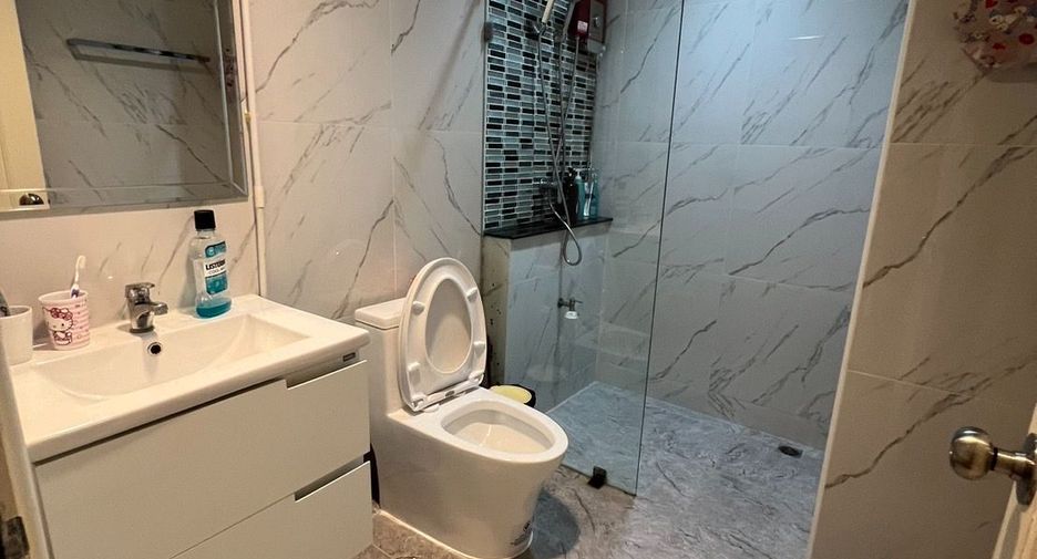 For sale 3 bedrooms house in Prawet, Bangkok
