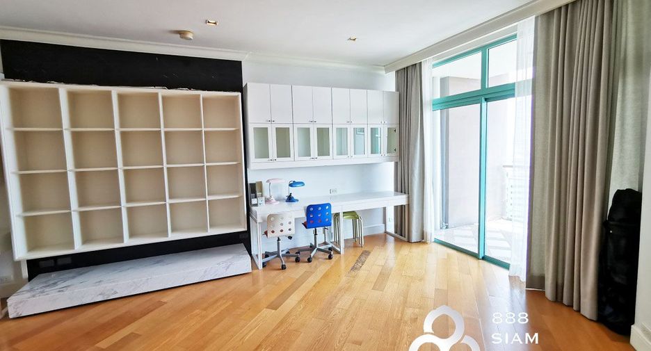 Wohnung zum Kauf mit 4 Zimmer in Bang Kho Laem, Bangkok