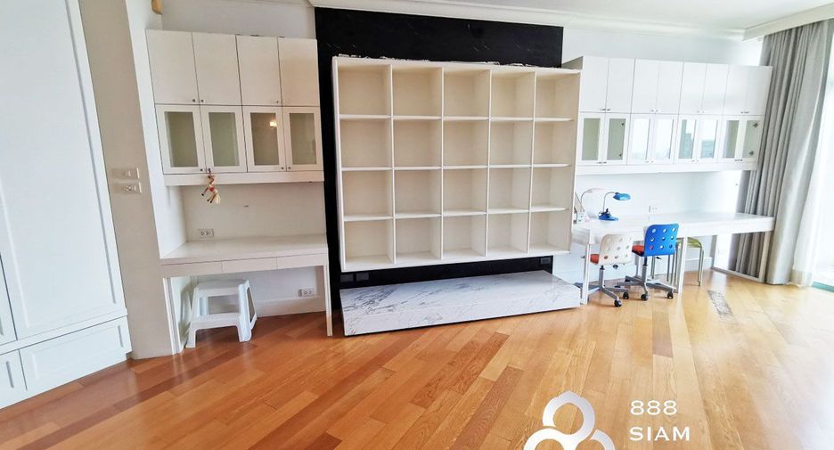 Wohnung zum Kauf mit 4 Zimmer in Bang Kho Laem, Bangkok