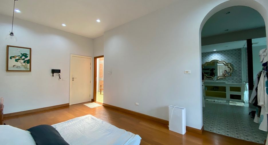 For rent and for sale 6 bedrooms house in Hang Dong, Chiang Mai
