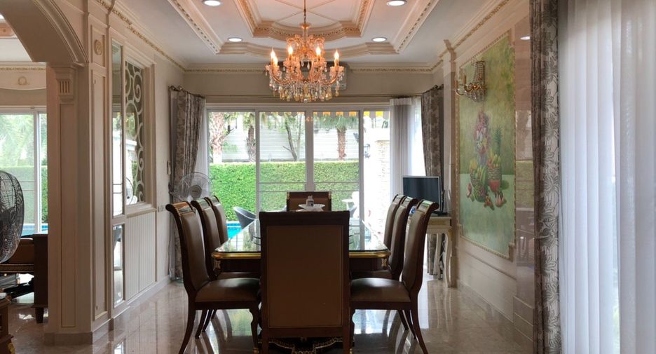 For sale 5 bedrooms house in Taling Chan, Bangkok