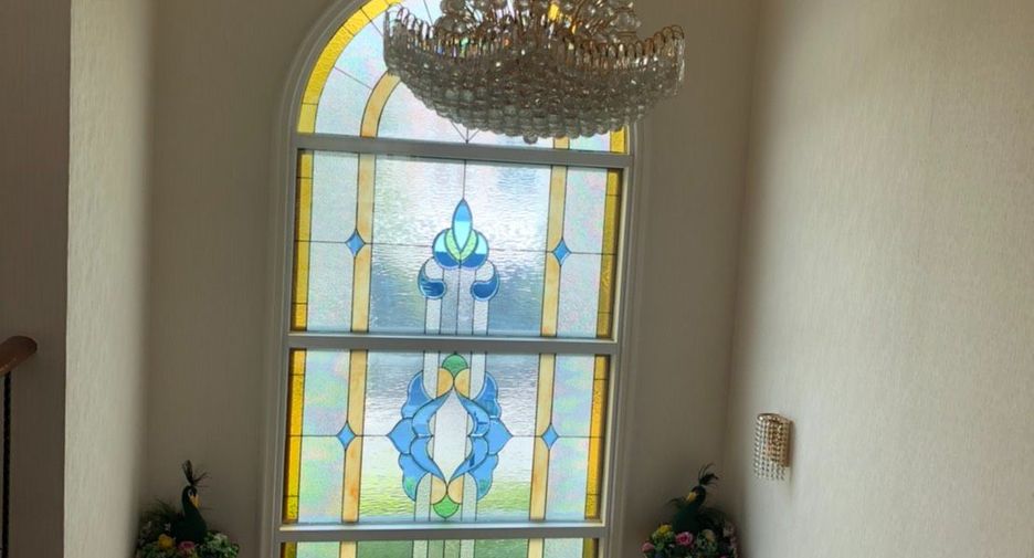 For sale 5 bedrooms house in Taling Chan, Bangkok