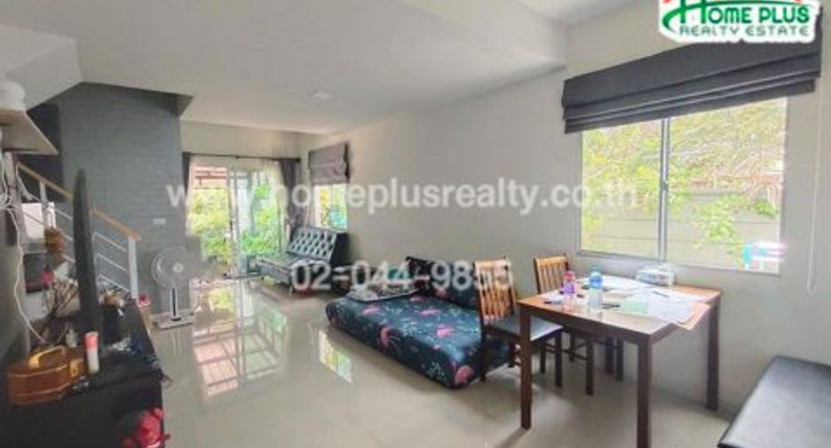 For sale 3 bedrooms townhouse in Bang Phli, Samut Prakan