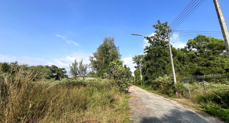 出售 土地 在 Thai Mueang, Phangnga
