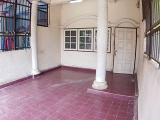 For sale 2 Beds townhouse in Mueang Surat Thani, Surat Thani