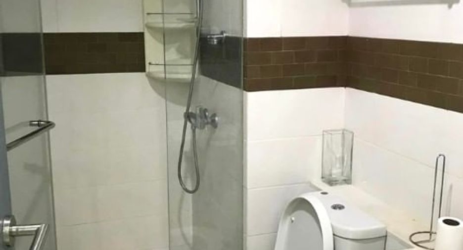 For sale 2 bedrooms condo in Phra Khanong, Bangkok