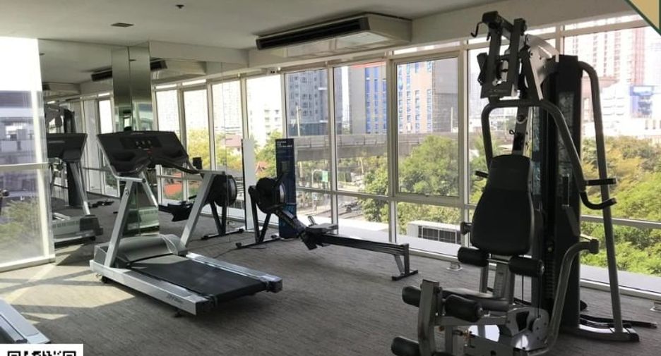 For sale 2 bedrooms condo in Phra Khanong, Bangkok