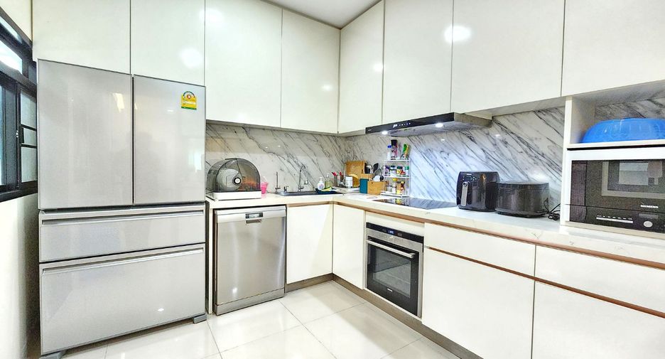 Продажа 4 спальни дом в Банг Бон, Бангкок