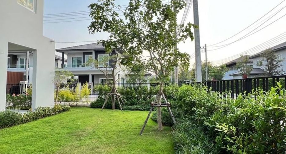 For rent 4 bed house in San Kamphaeng, Chiang Mai
