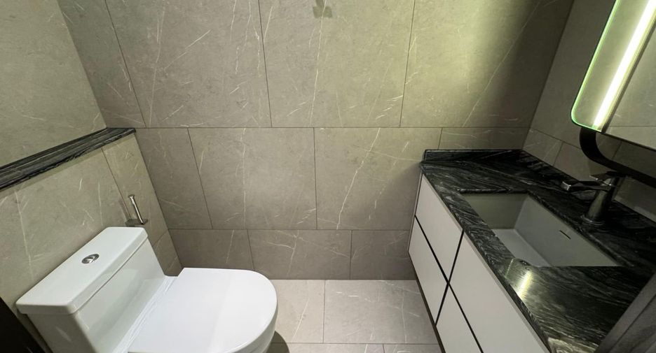 Wohnung zur Miete mit 2 Zimmer in Watthana, Bangkok
