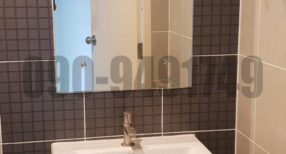For rent 3 bedrooms retail Space in Nong Khaem, Bangkok
