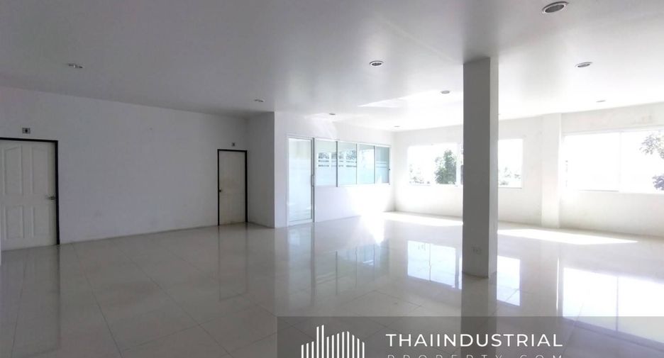 À louer entrepôt à Si Racha, Chonburi