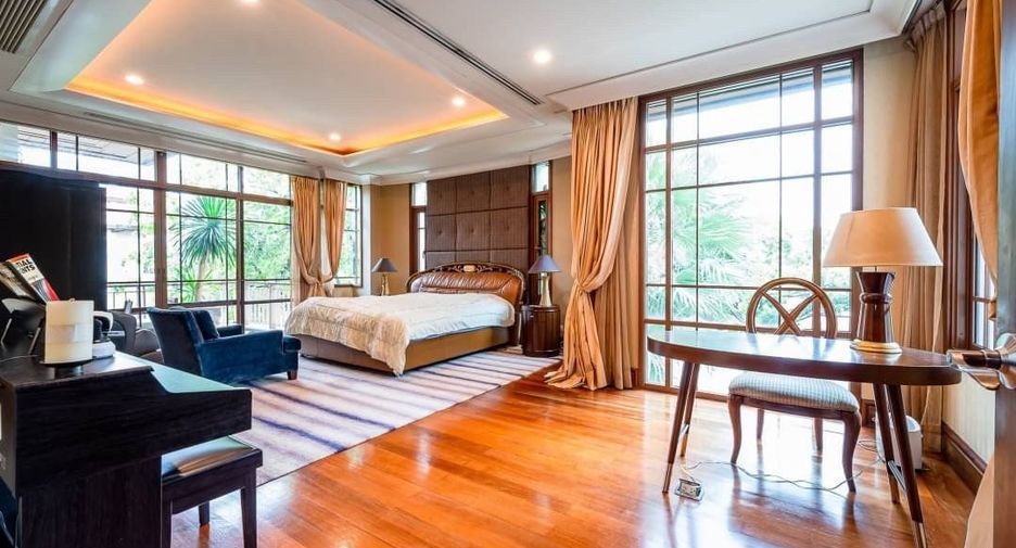 出售 5 卧室 独立屋 在 Watthana, 曼谷