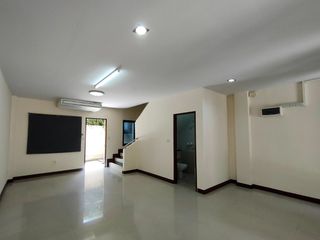 For sale 3 bedrooms retail Space in Mueang Phuket, Phuket