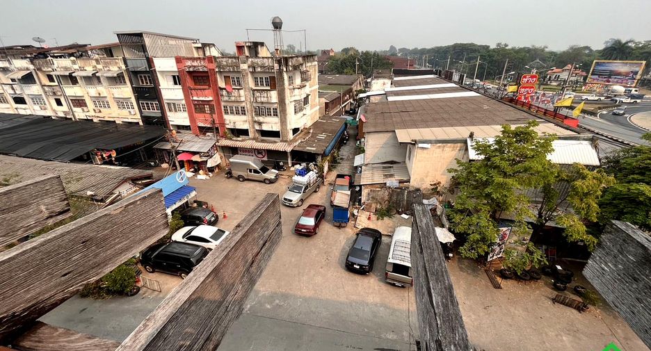 For sale retail Space in San Kamphaeng, Chiang Mai