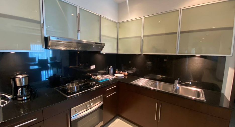 À louer 3 chambres condo à Pathum Wan, Bangkok