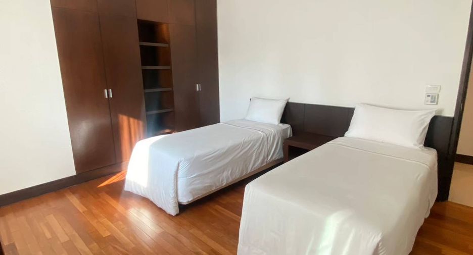 À louer 3 chambres condo à Pathum Wan, Bangkok