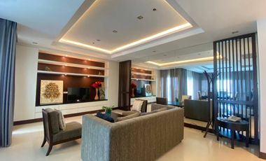 À louer 3 chambres condo à Pathum Wan, Bangkok