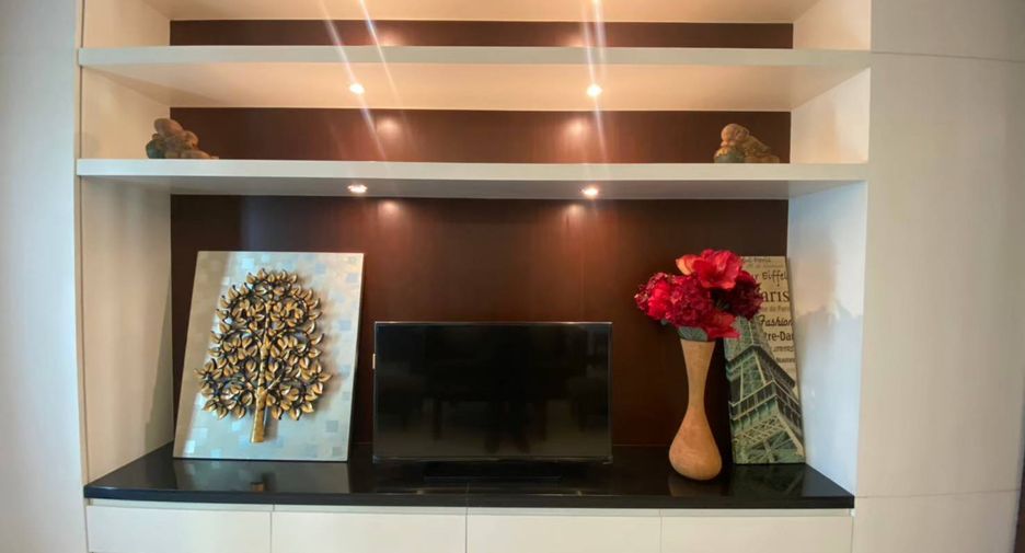 À louer 3 chambres condo à Pathum Wan, Bangkok