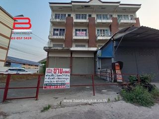 Продажа 3 спальни торговое помещение в Lam Luk Ka, Патумтани