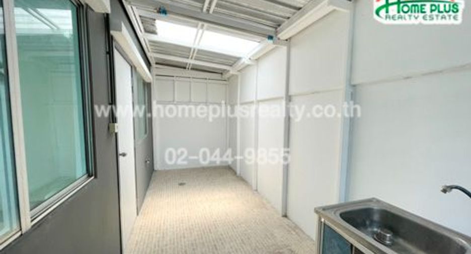 Reihenhaus zum Kauf mit 3 Zimmer in Sai Mai, Bangkok