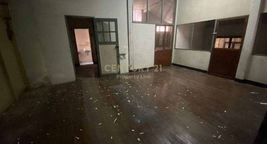 For rent 10 bedrooms house in Sathon, Bangkok