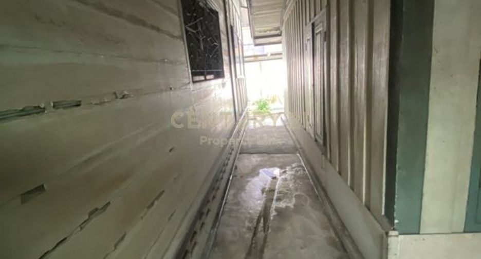 For rent 10 bedrooms house in Sathon, Bangkok