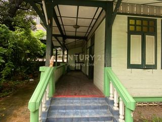 Casa en alquiler de 10 habitaciones en Sathon, Bangkok