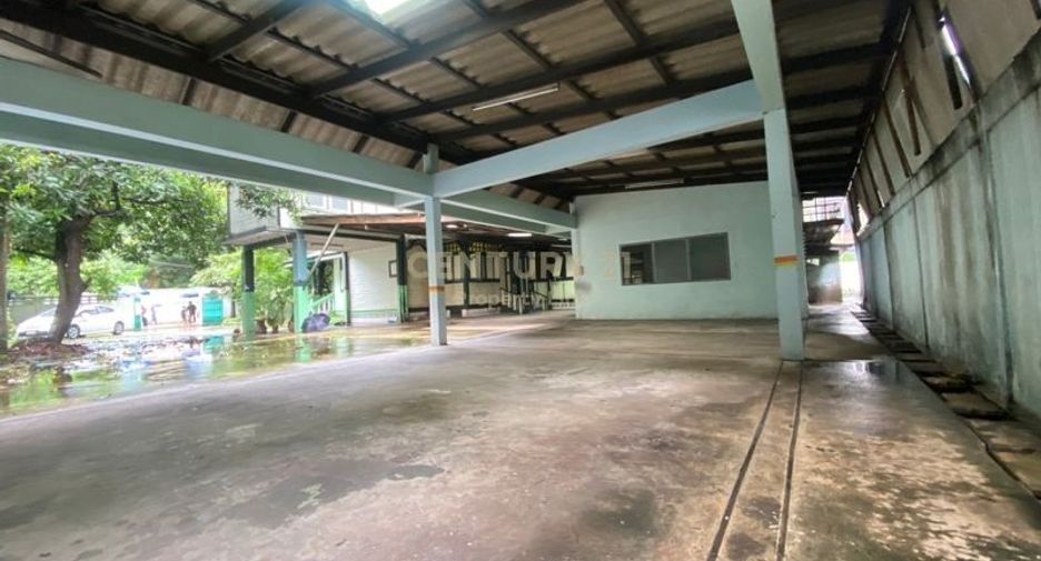 For rent 10 bedrooms house in Sathon, Bangkok