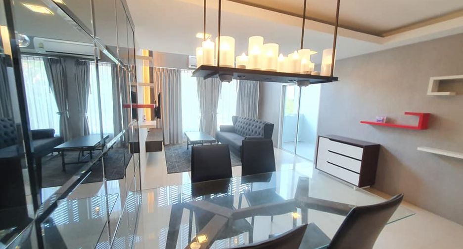 Casa adosada en venta de 3 habitaciones en Mueang Rayong, Rayong