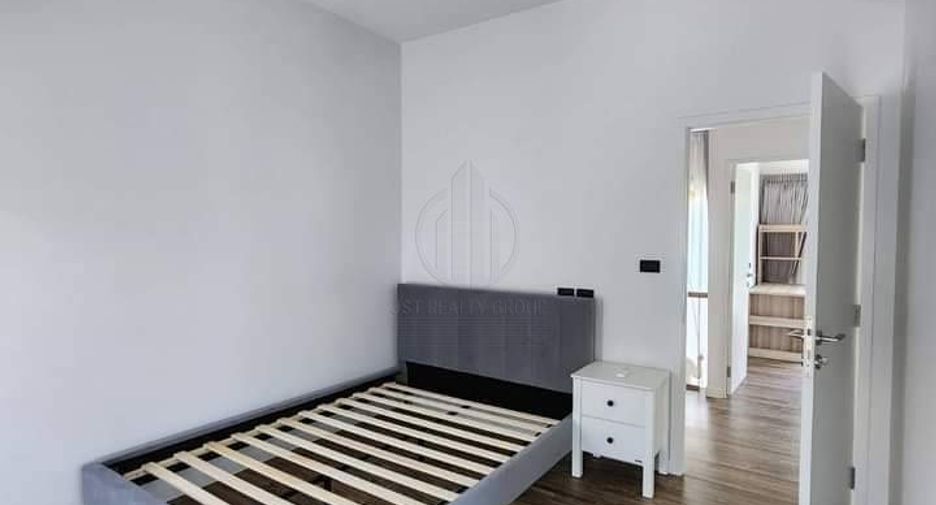 For rent 4 bedrooms house in Bang Kapi, Bangkok