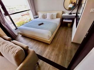1 Bedroom Condo In Si Racha, Chonburi