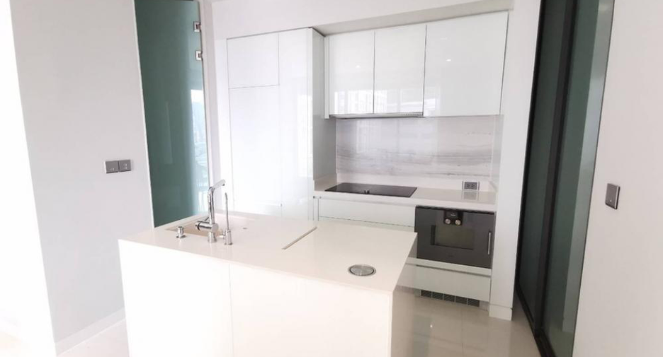 For rent and for sale studio condo in Khlong Toei, Bangkok
