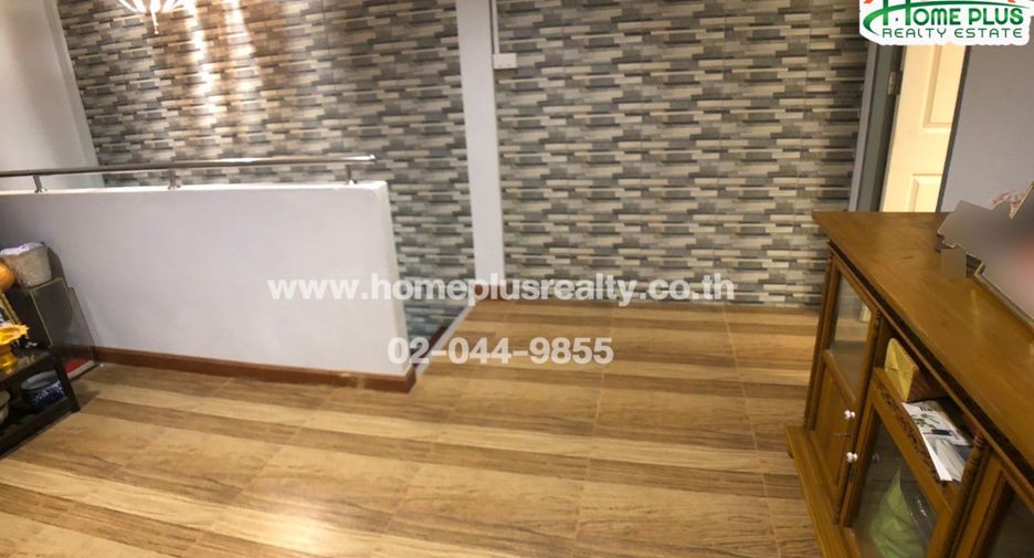 For sale 2 bedrooms townhouse in Bang Phli, Samut Prakan