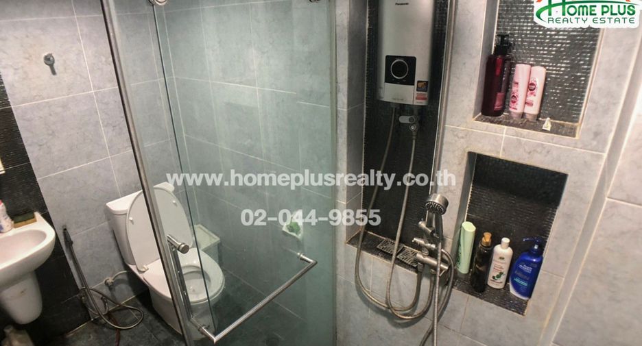 For sale 2 bedrooms townhouse in Bang Phli, Samut Prakan