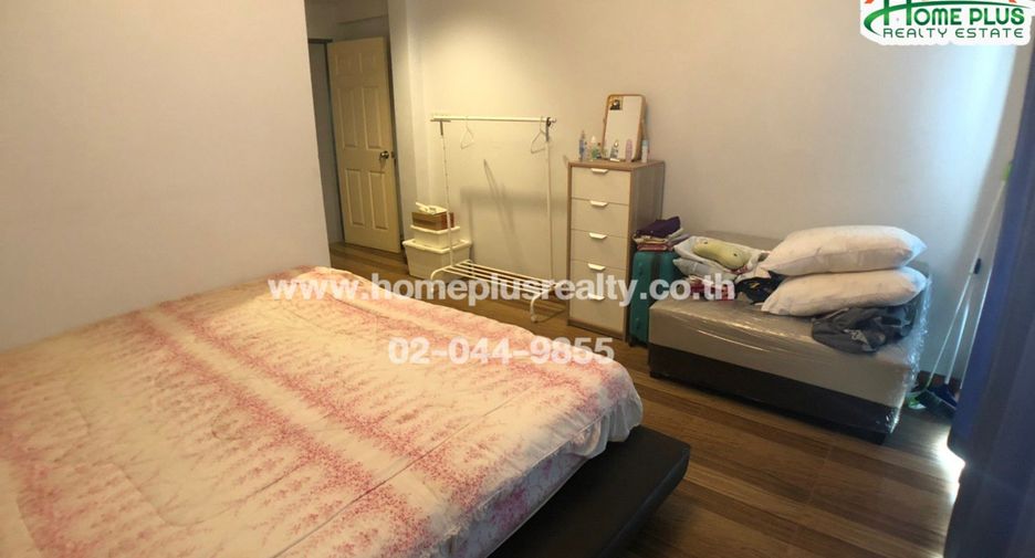 For sale 2 bedrooms townhouse in Bang Phli, Samut Prakan